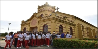 HISTÓRIAS, MEMÓRIAS E TRABALHO EM EQUIPE: UM EIO PELO CENTRO HISTÓRICO DE BOA VISTA COM ALUNOS DA EDUCAÇÃO BÁSICA.